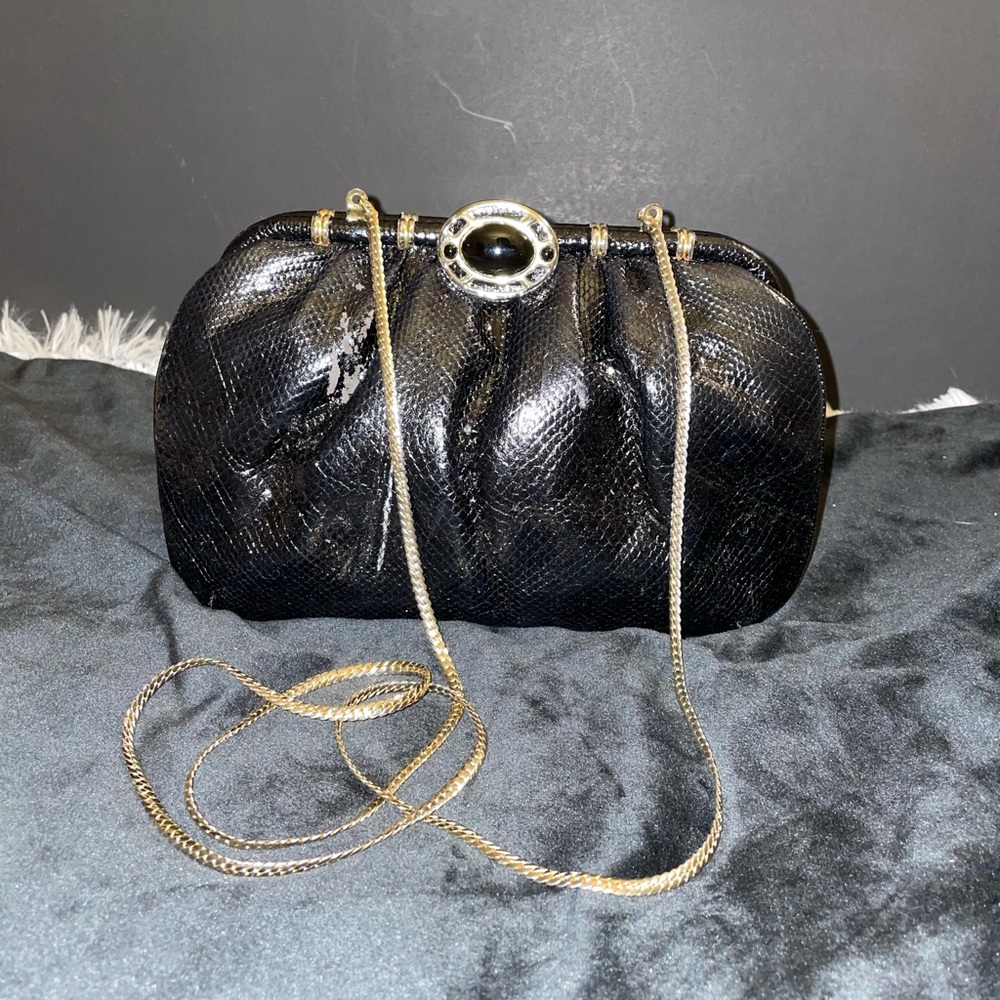 Ashneil Clutch w/ Crossbody Strap